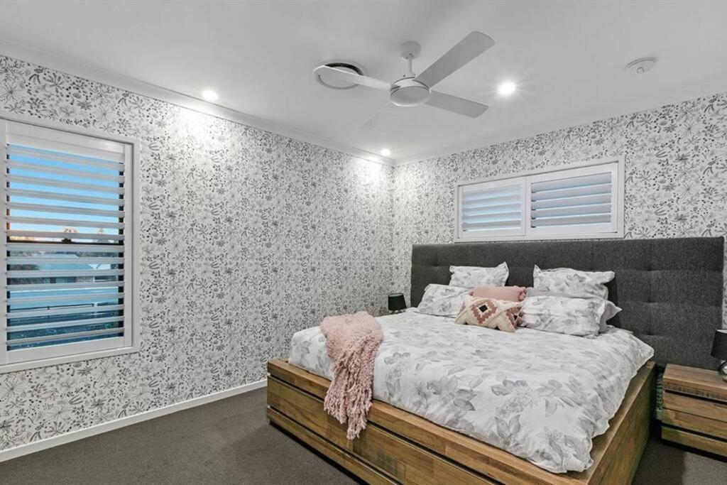 Beachside Buddina Luxury Family House 5 Bedrooms Kültér fotó